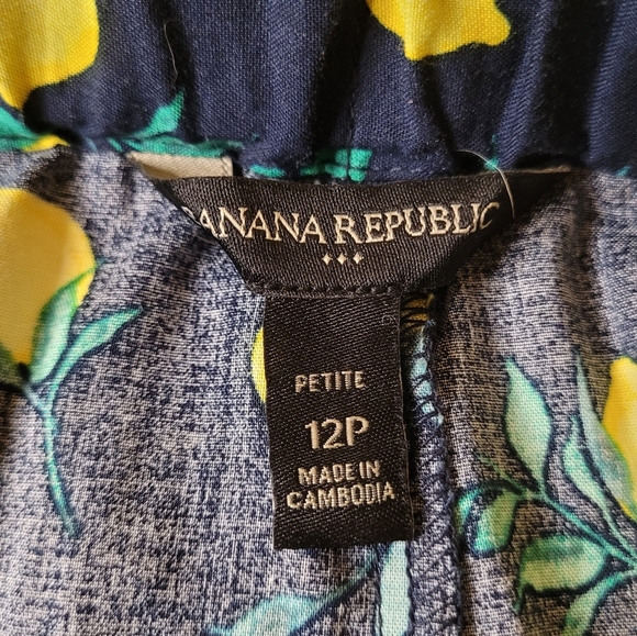 Banana Republic Lemon Novelty Print Ruffle Midi Skirt sz 12P - Picture 3 of 8